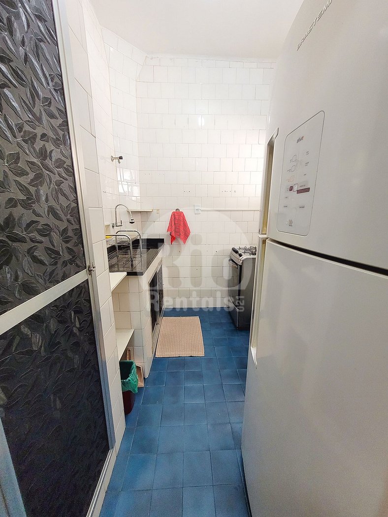 Espaçoso Apartamento no Leme!