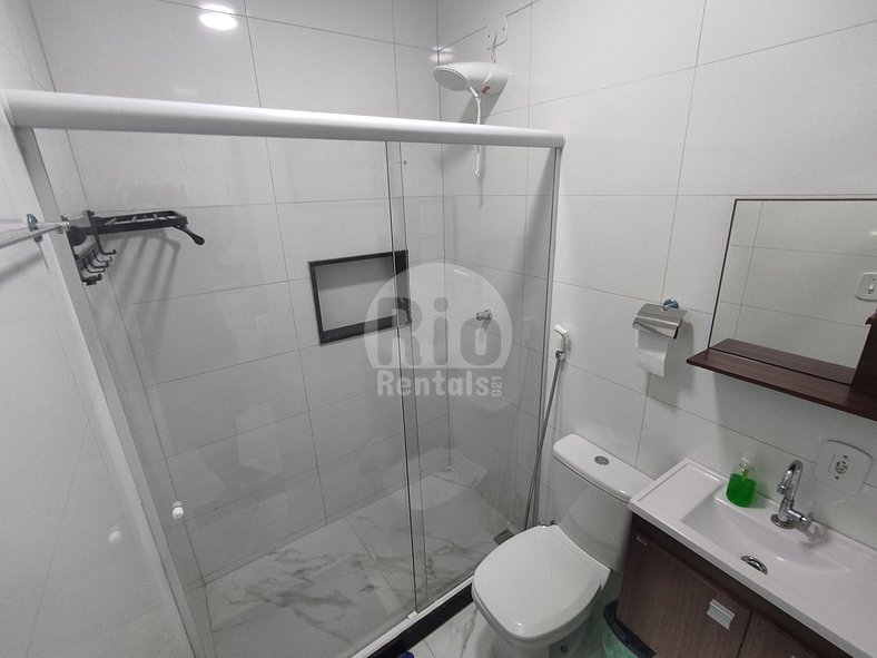 Rio Rentals 021- C003 Apartamento a uma quadra da praia de C