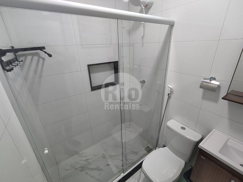 Rio Rentals 021- C003 Apartamento a uma quadra da praia de C