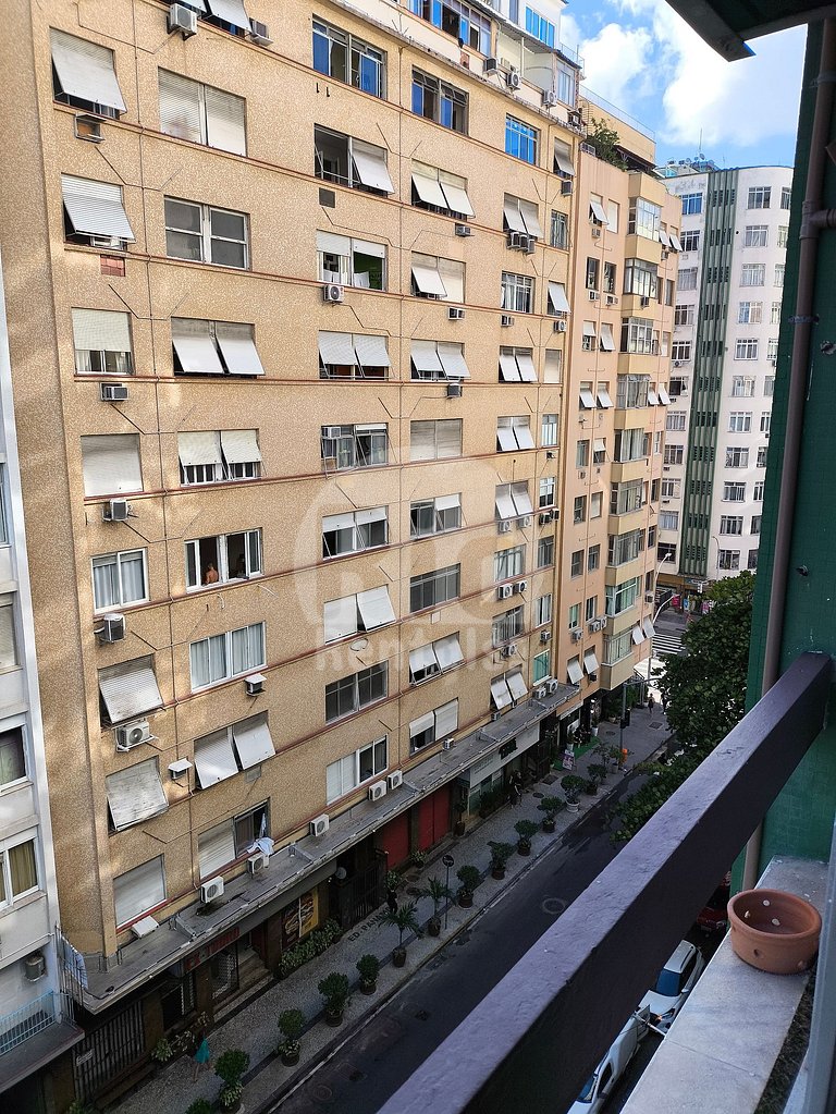 Rio Rentals 021 - C033 Apartment in Copacabana Overlooking t