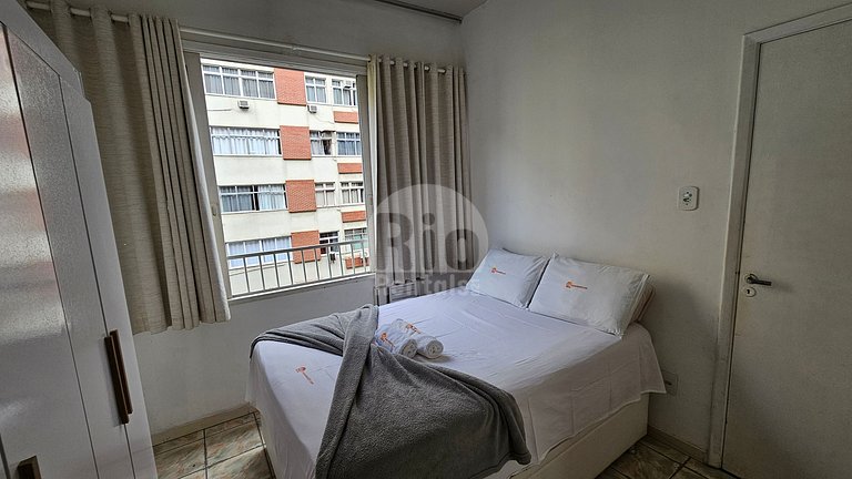 Rio Rentals 021 U012 - Apto de 1 quarto em Copacabana.