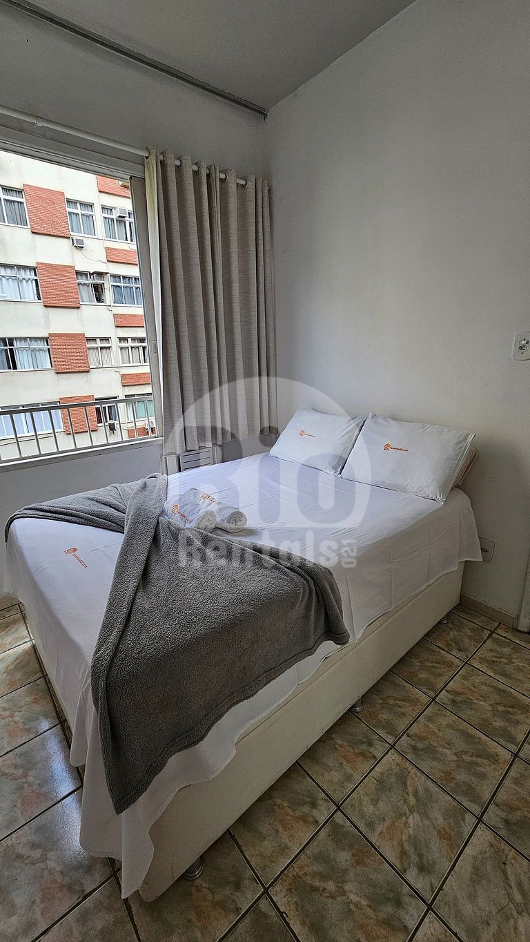 Rio Rentals 021 U012 - Apto de 1 quarto em Copacabana.