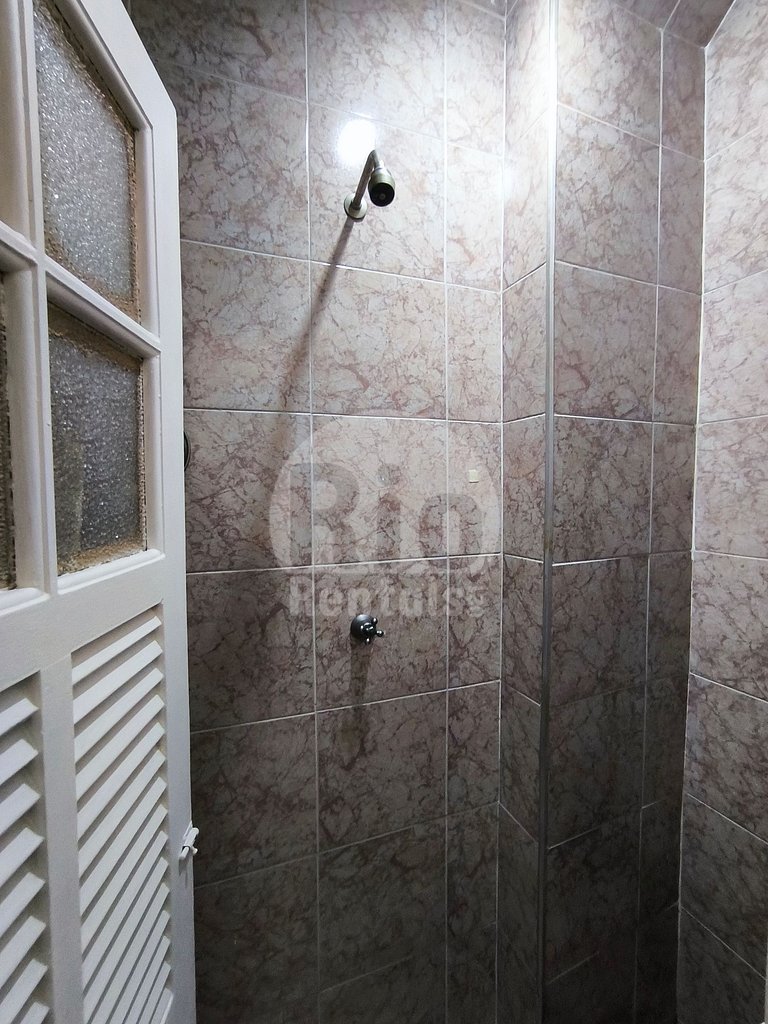 Rio Rentals 021 U015 - Apartamento espaçoso para até 6 pesso